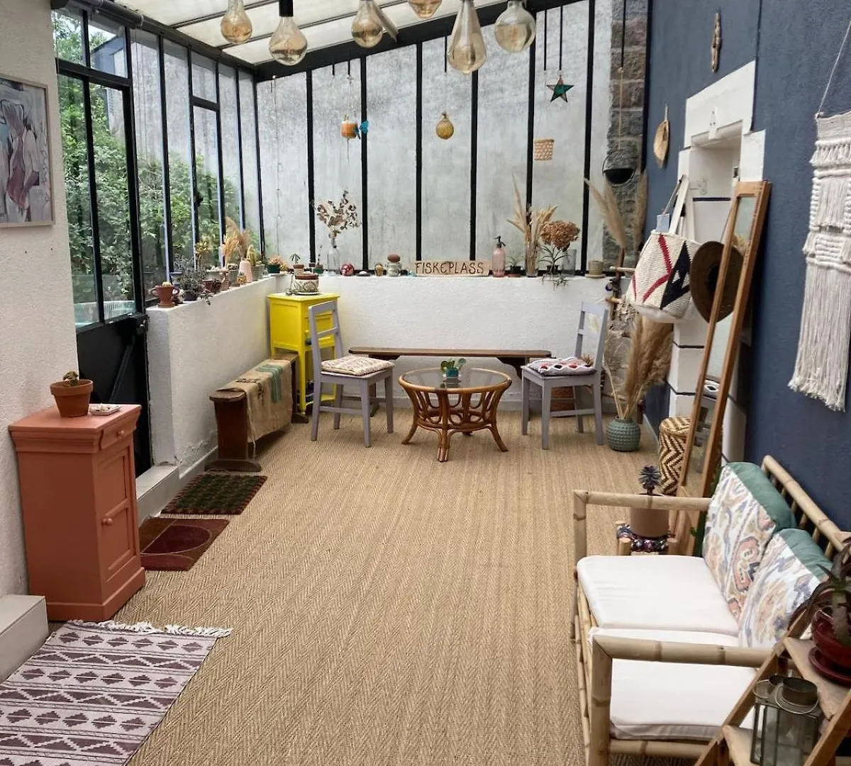 Cosy House With Garden Near City Center Saint-Brieuc